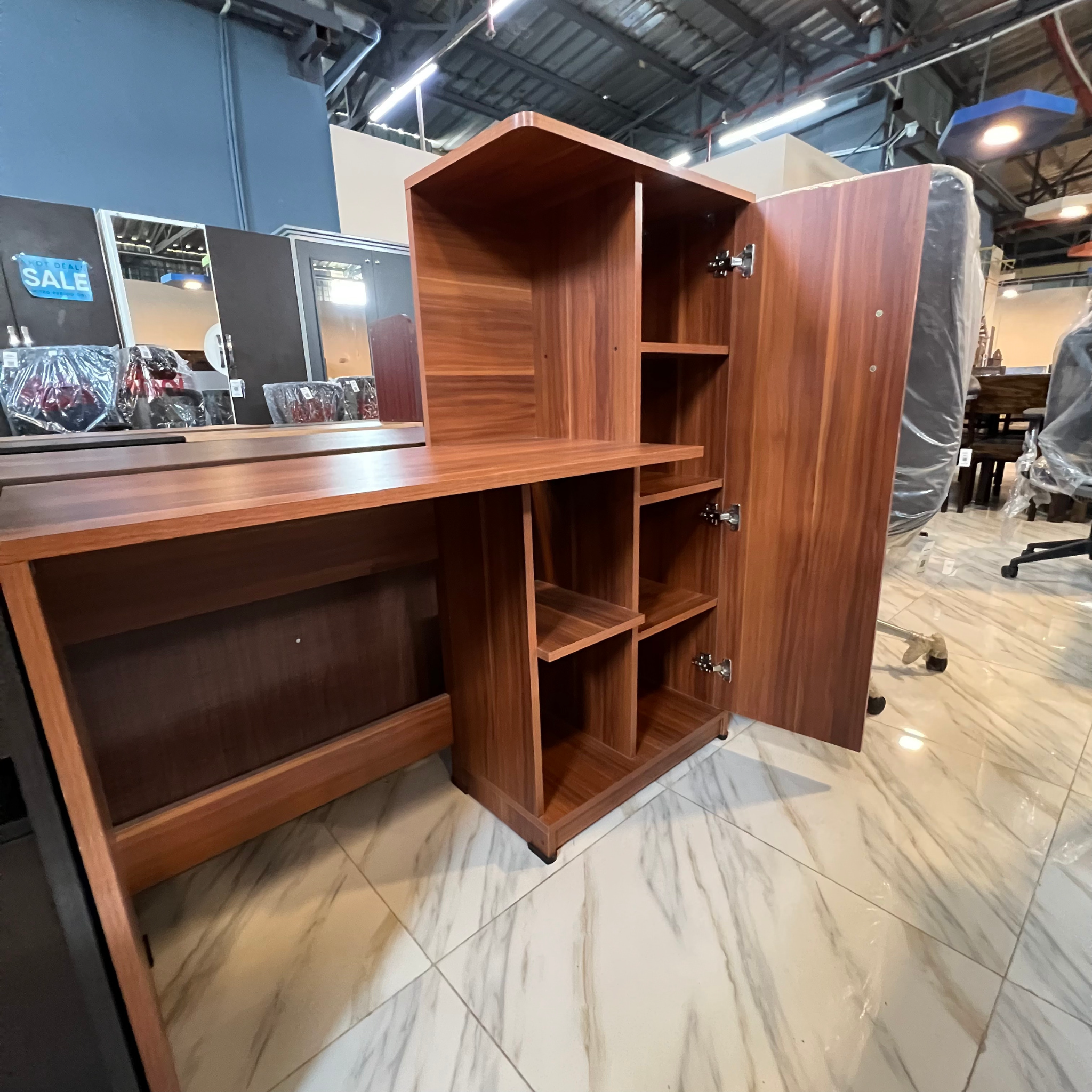 Study Table - SST004