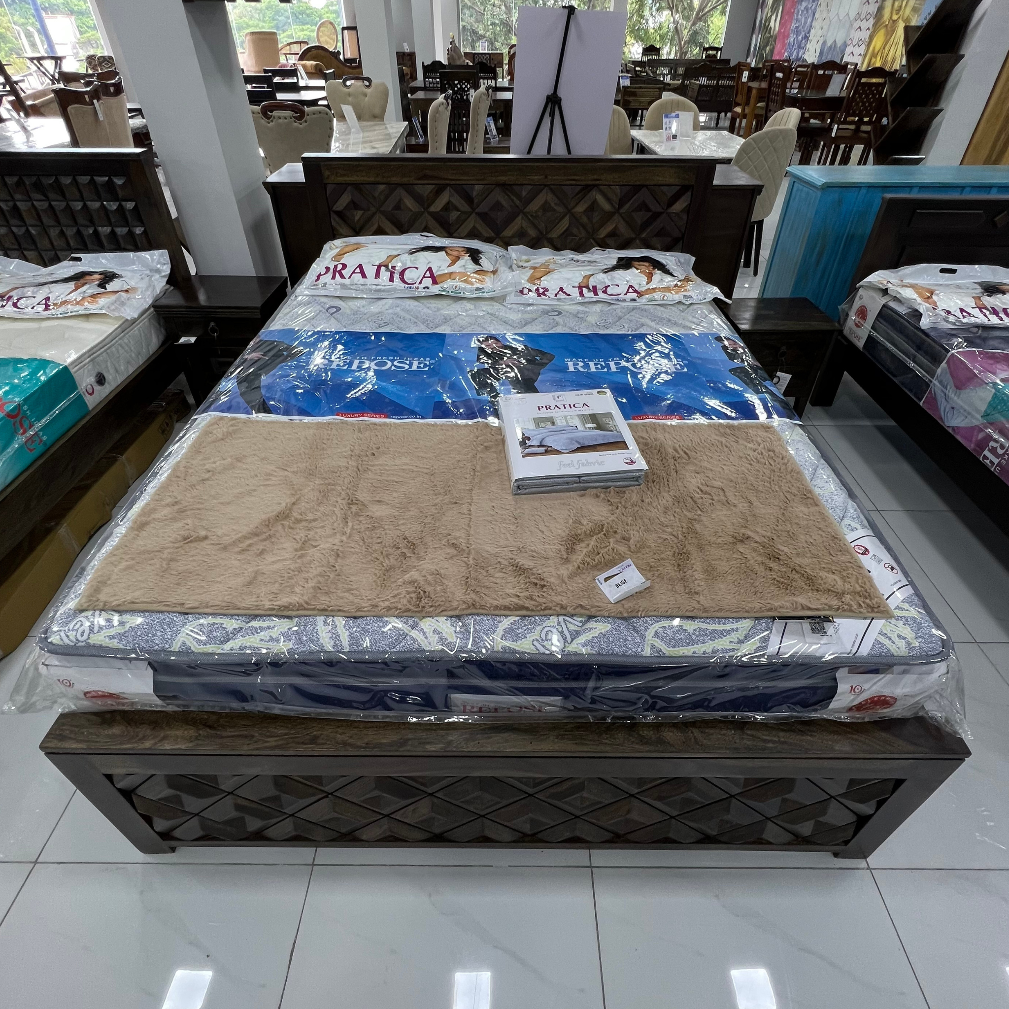 Alexa Sheesham Wood Bed