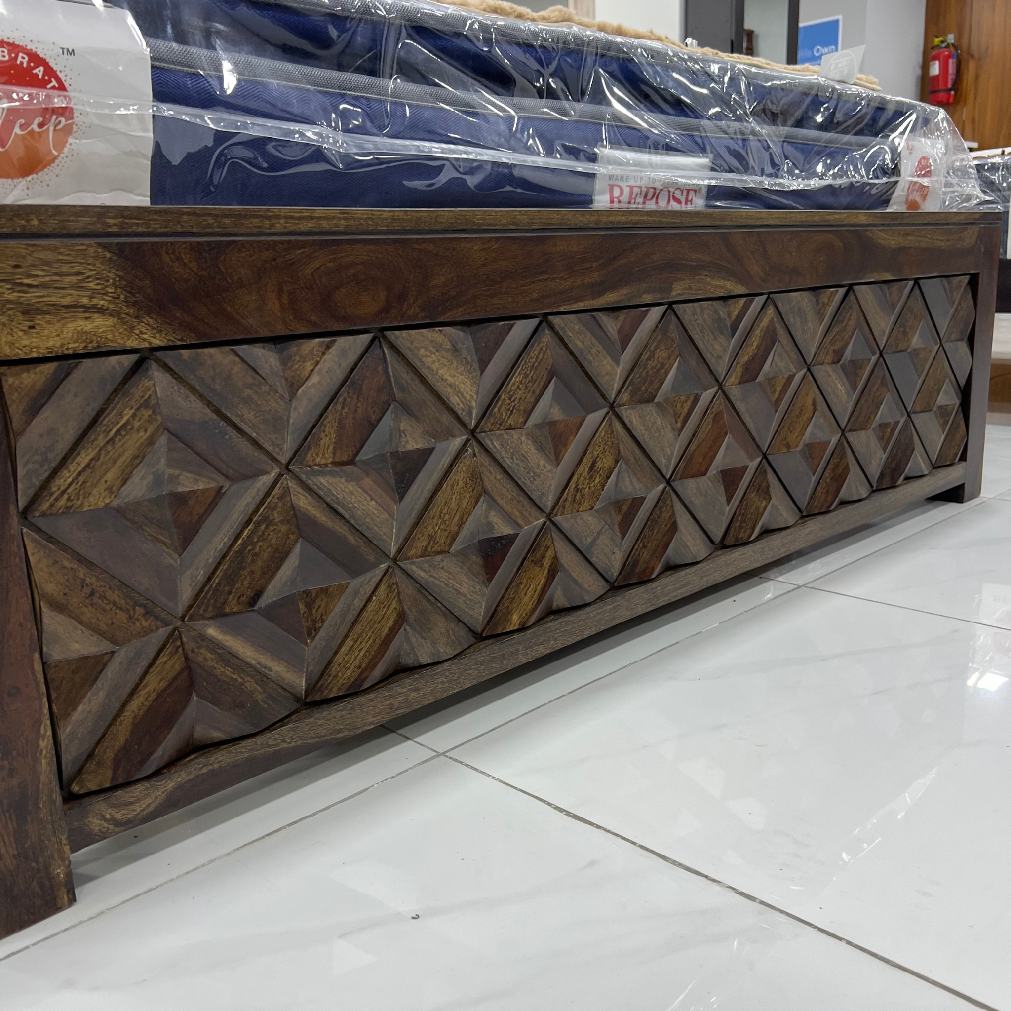 Alexa Sheesham Wood Bed