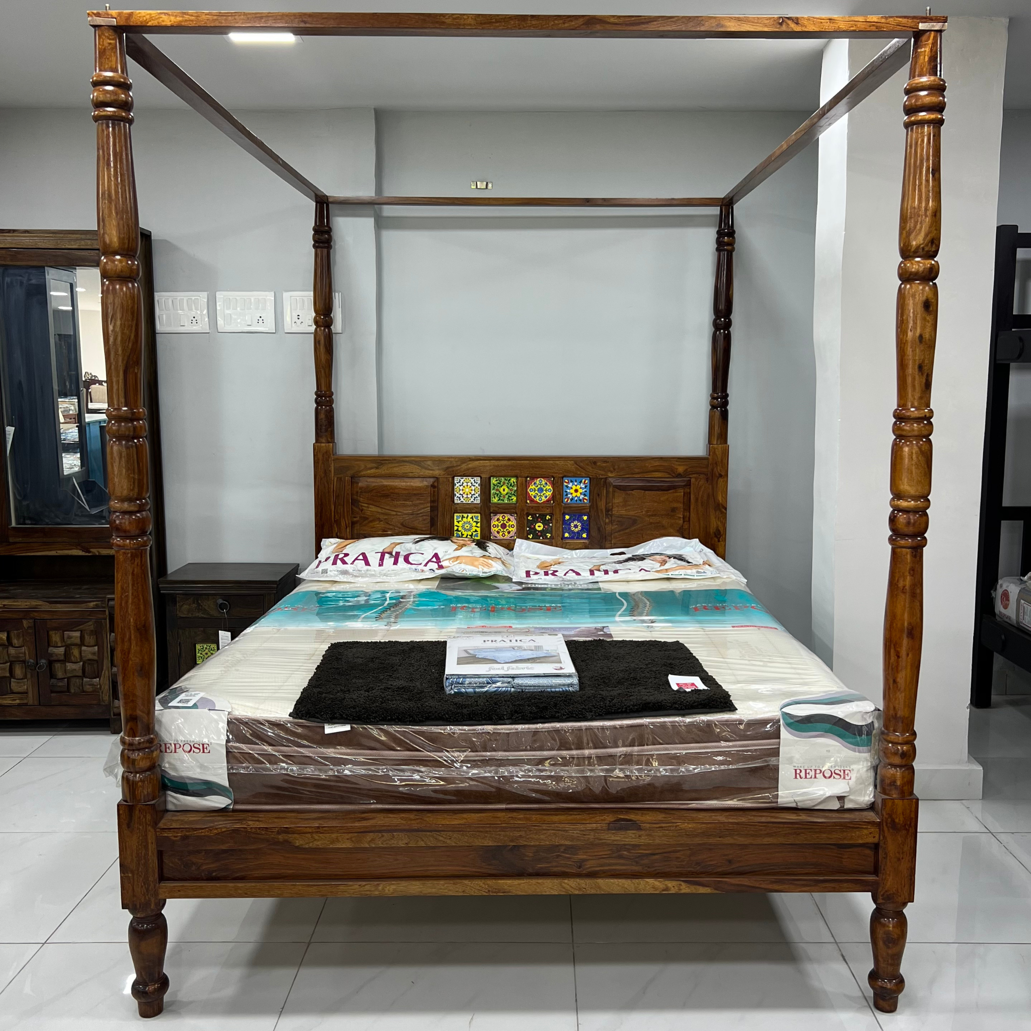 Tile Poster Sheesham Wood Bed