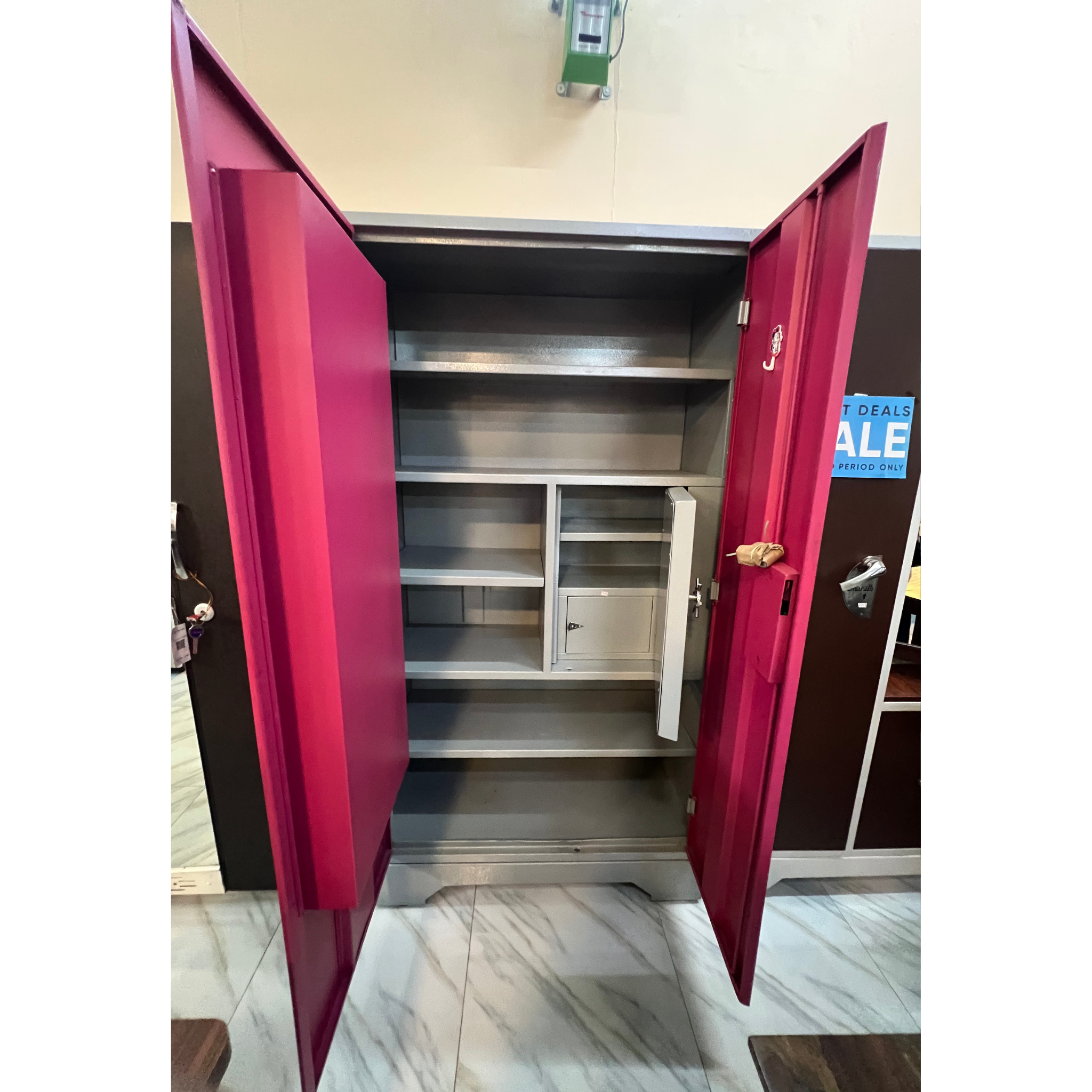 42 Door Dressing Steel Cupboard - EL-BR009