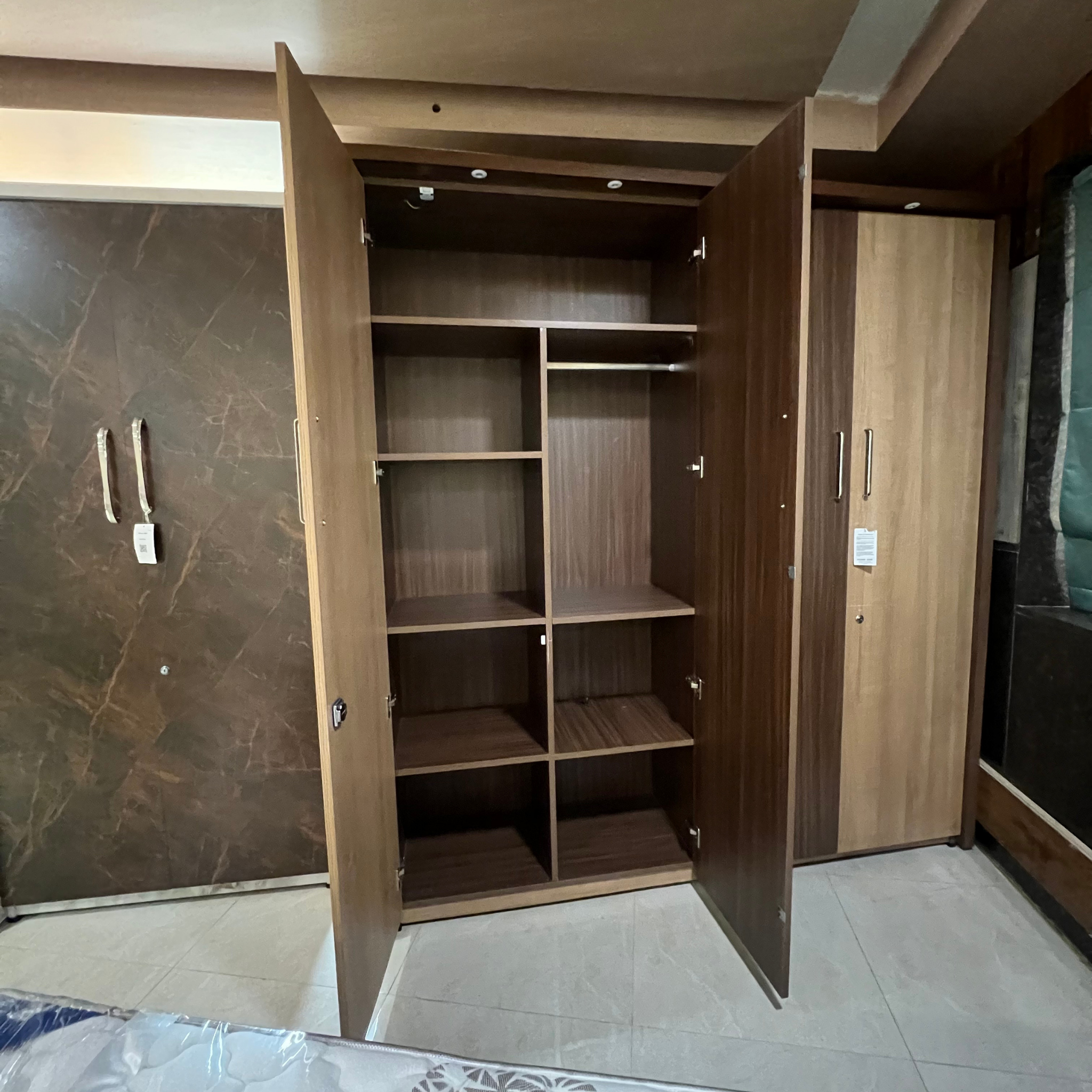 Wardrobe  4 Door Model - WR006