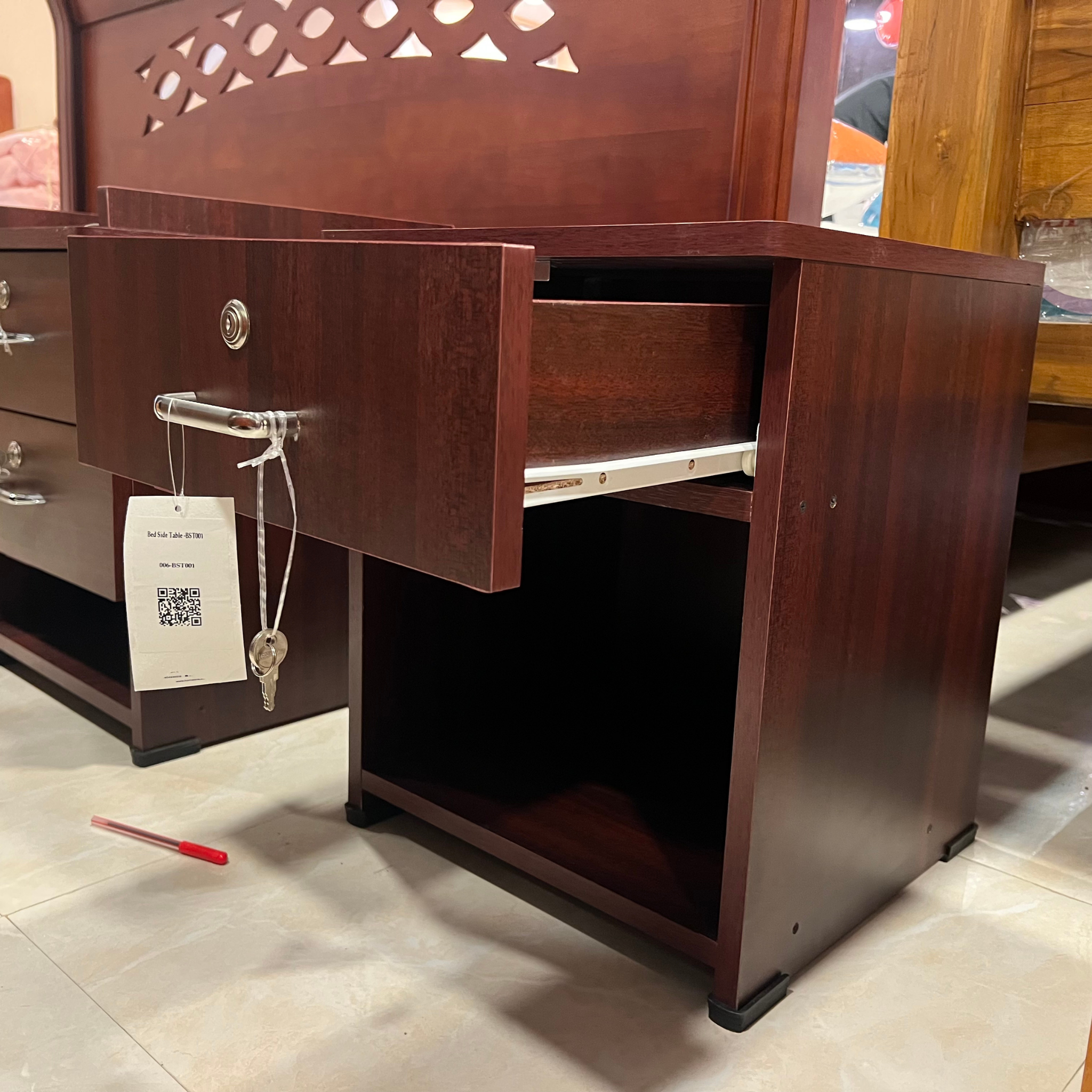 Bed Side Table -BST001