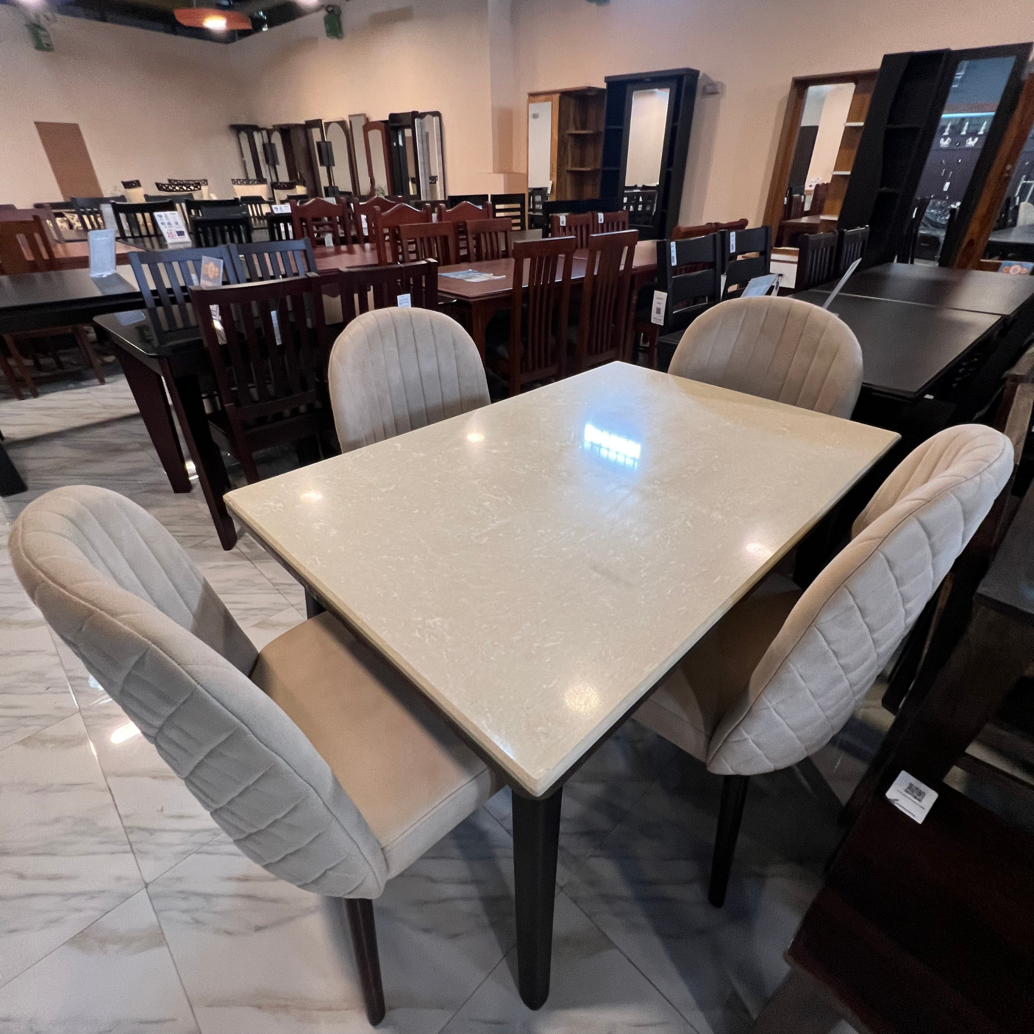 Kiyan Dining Table with Chair