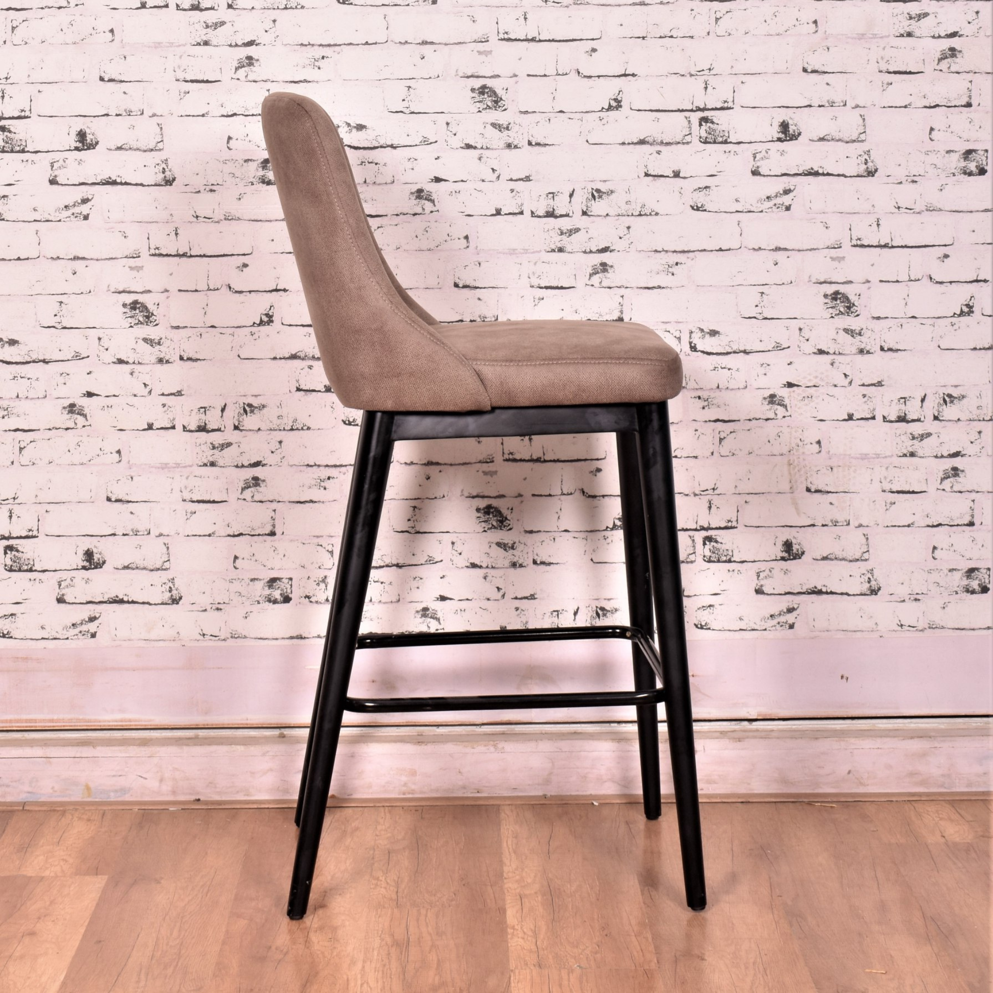 Rose Land Bar Chair