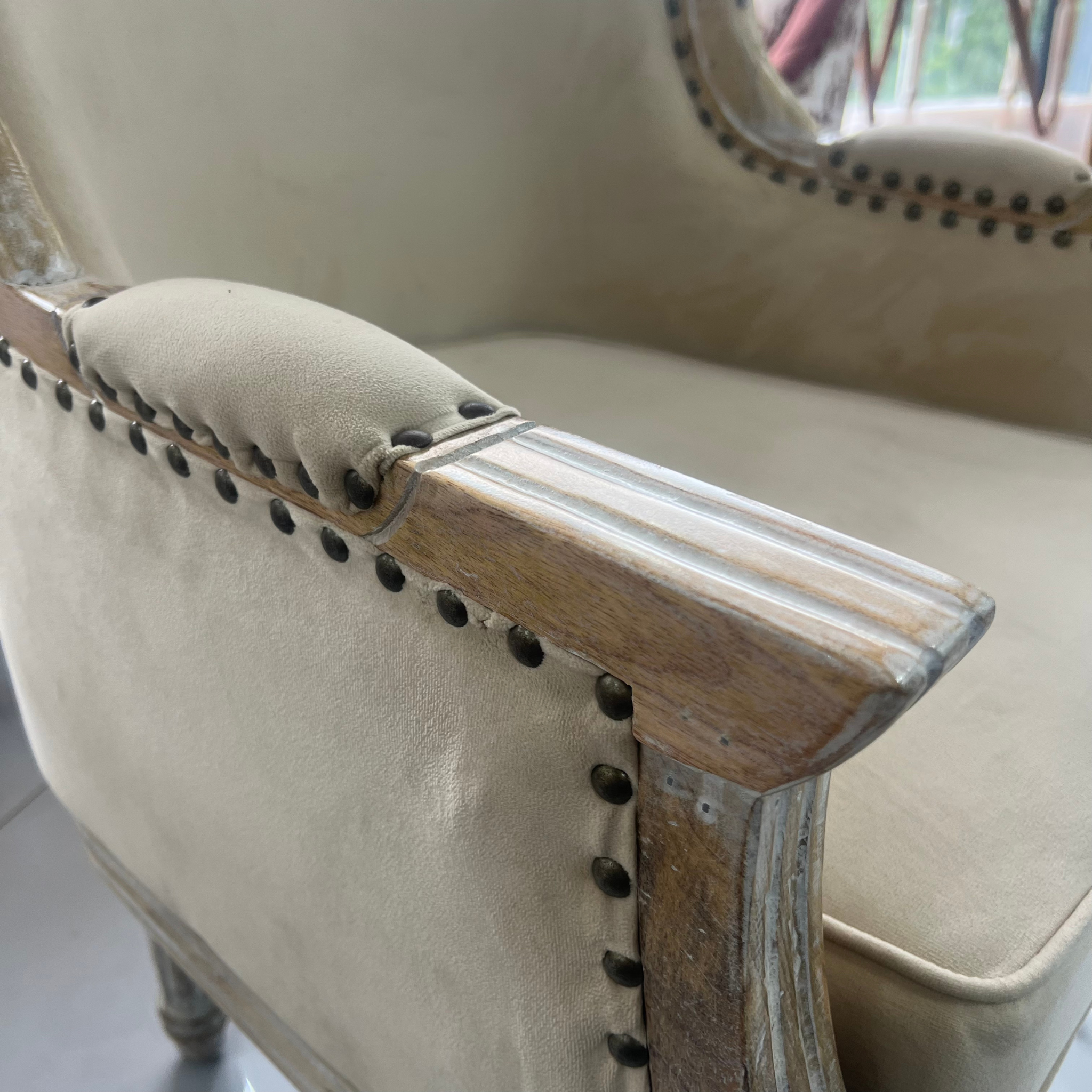 White Distressed Mango Cushion Chair