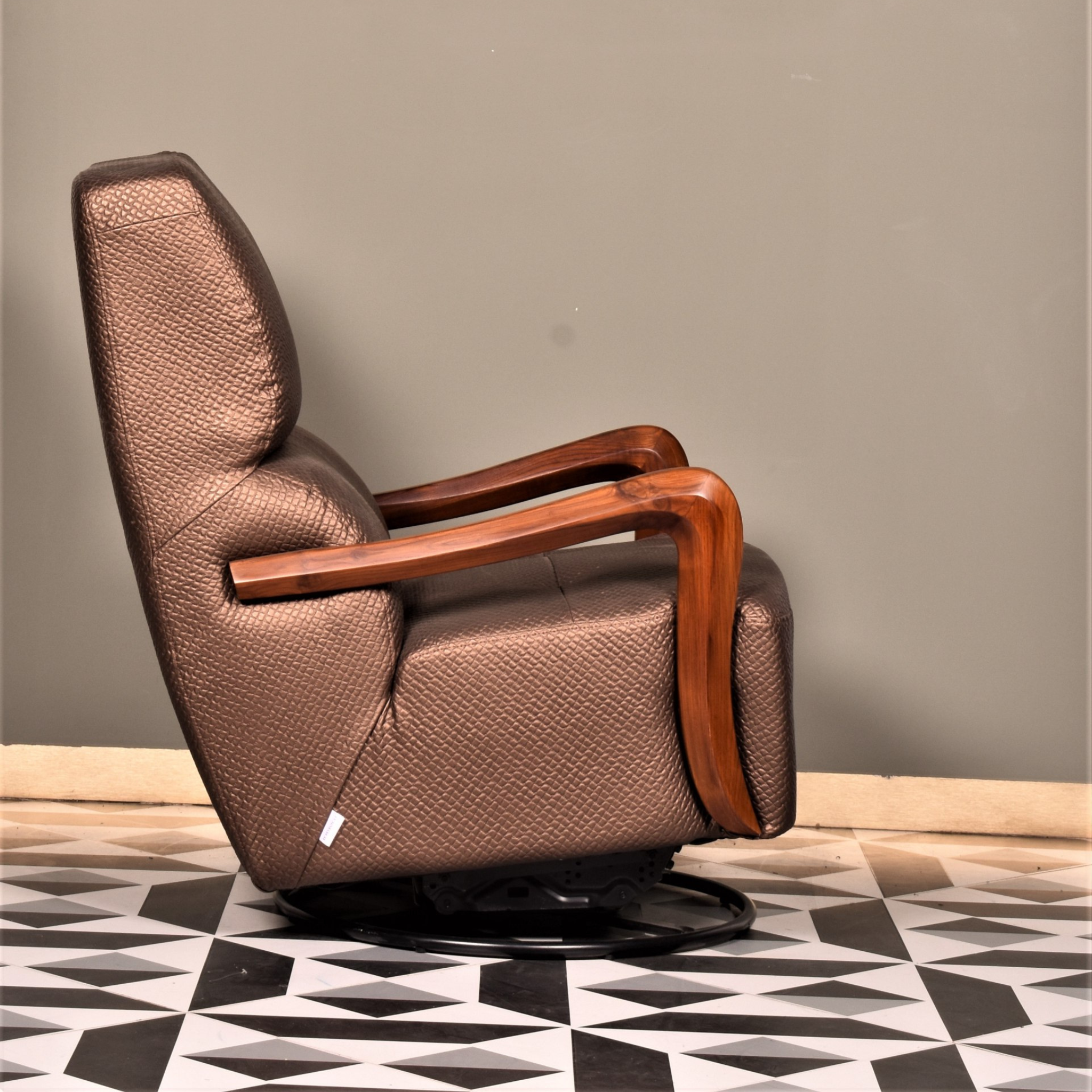 Canela Chair