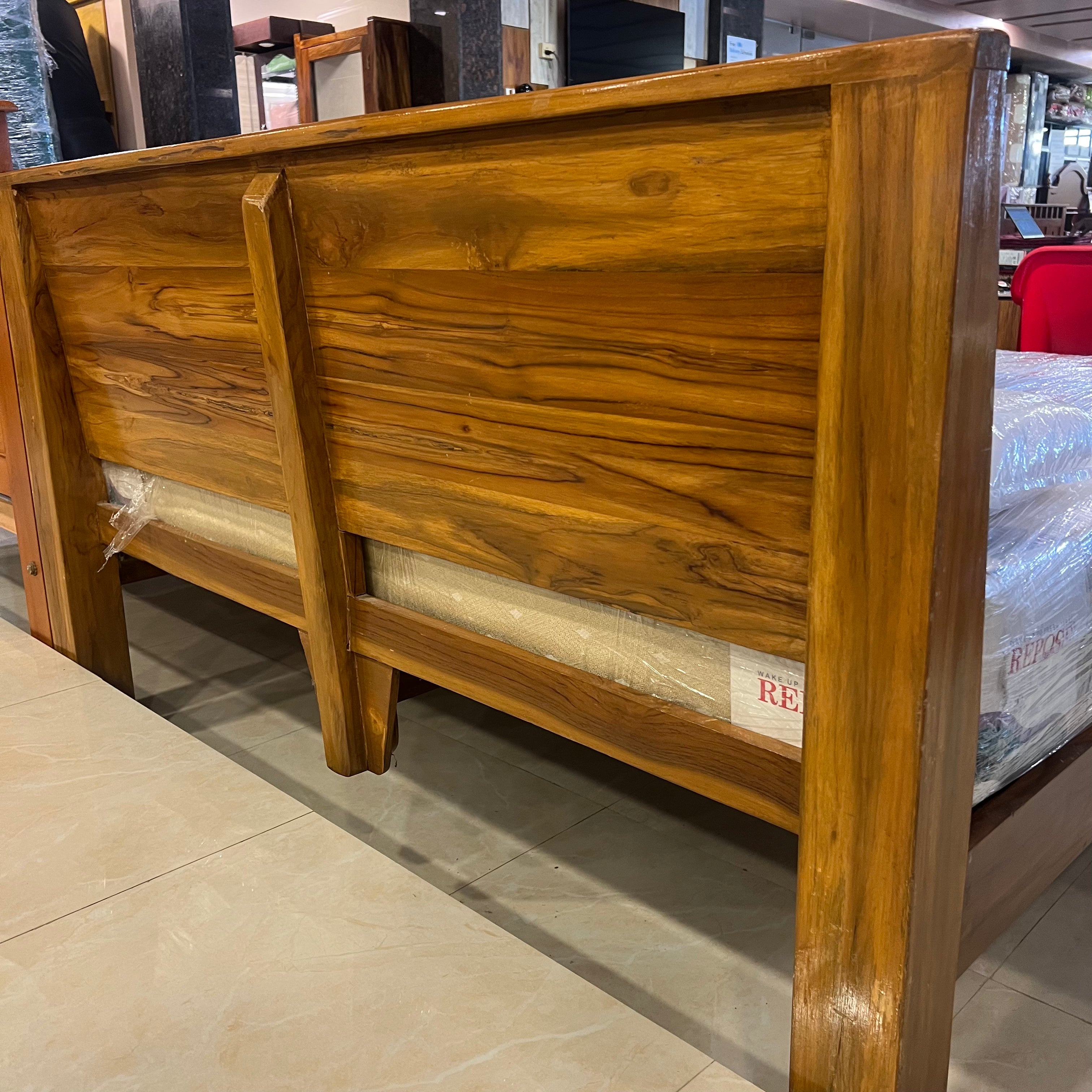 Teak wood Queen Bed