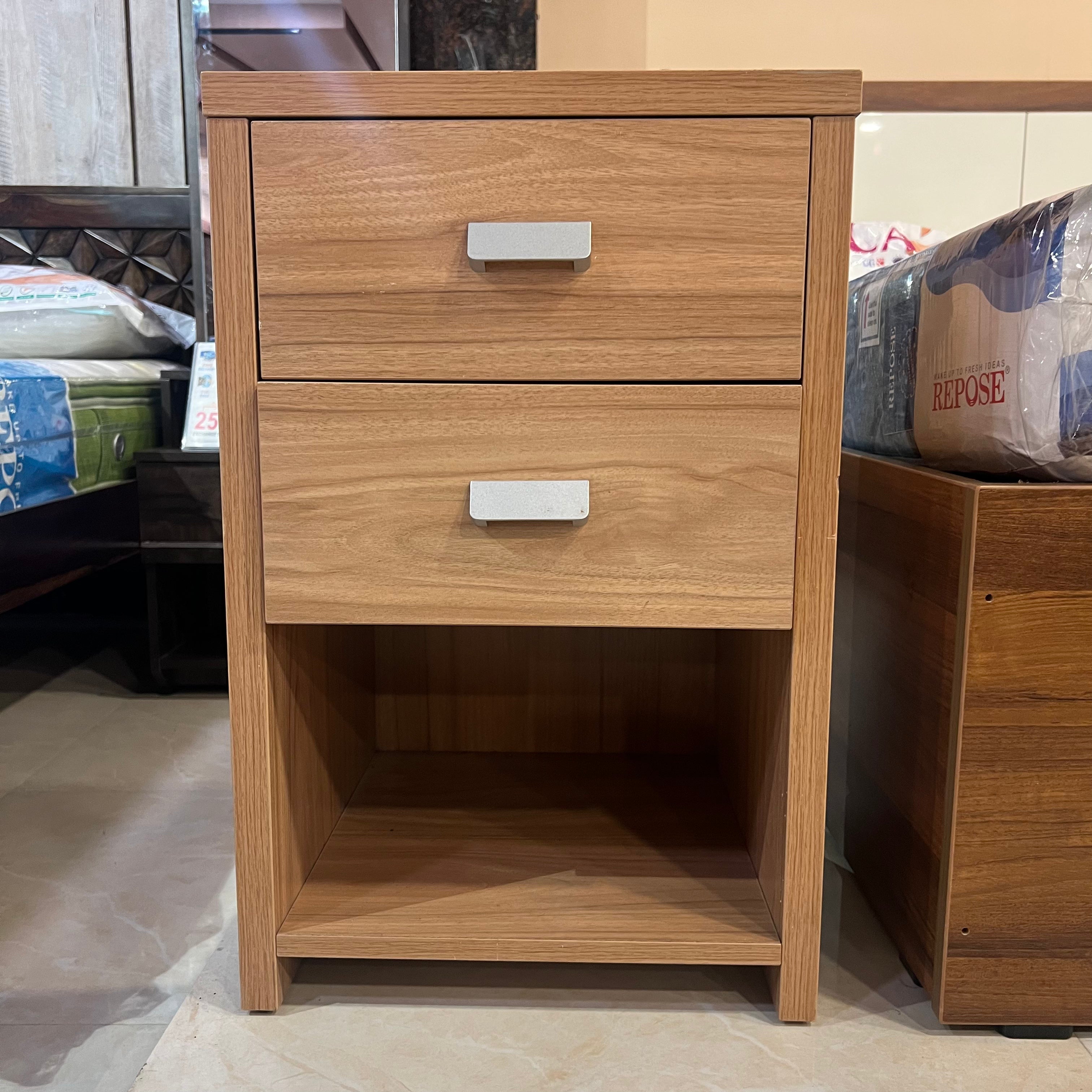 Engineering Wood Bedside Table without Locker