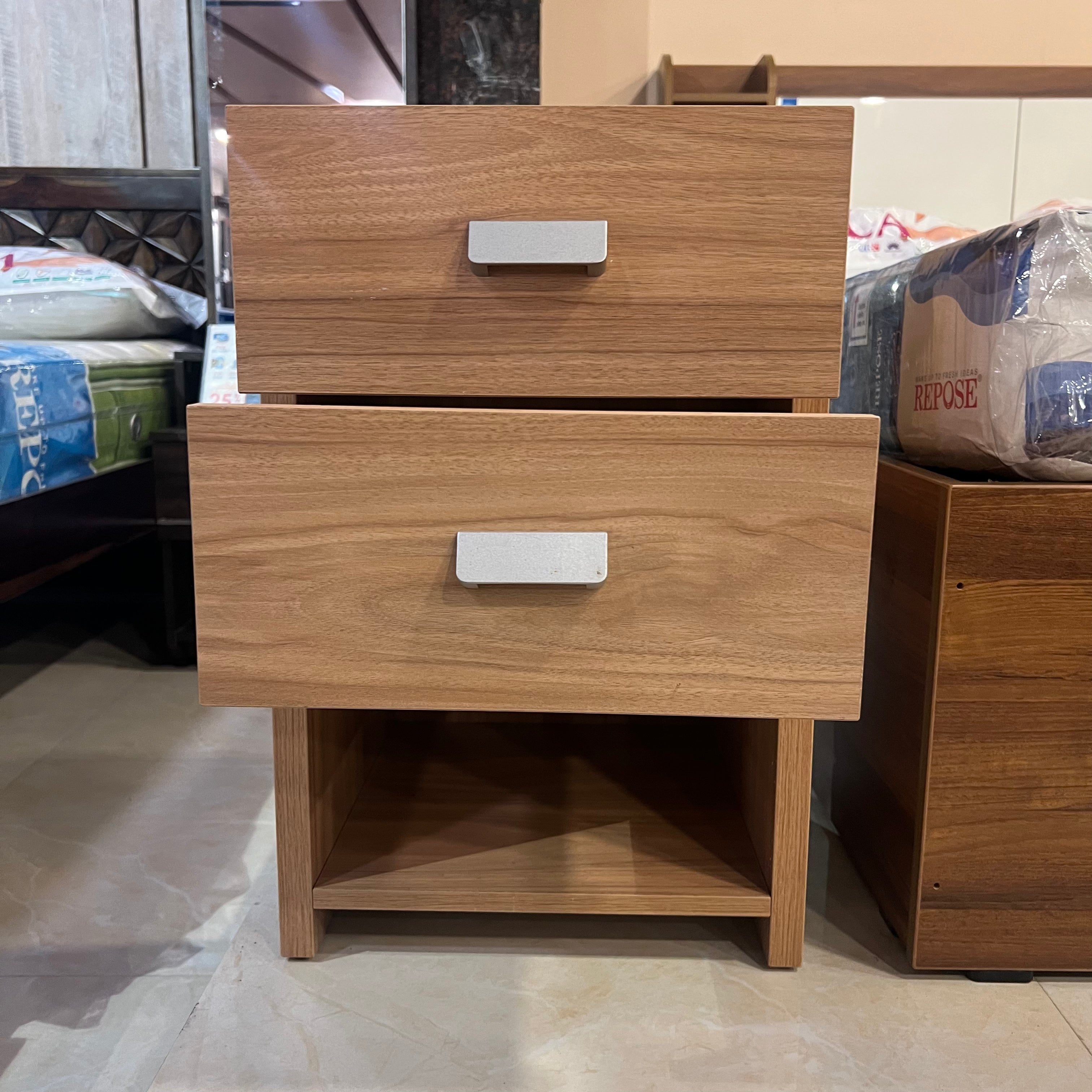 Engineering Wood Bedside Table without Locker