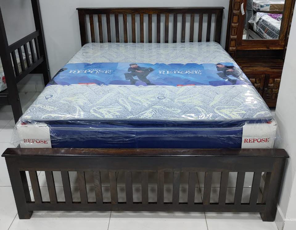 Inverness 42" Sheesham Wood Bed