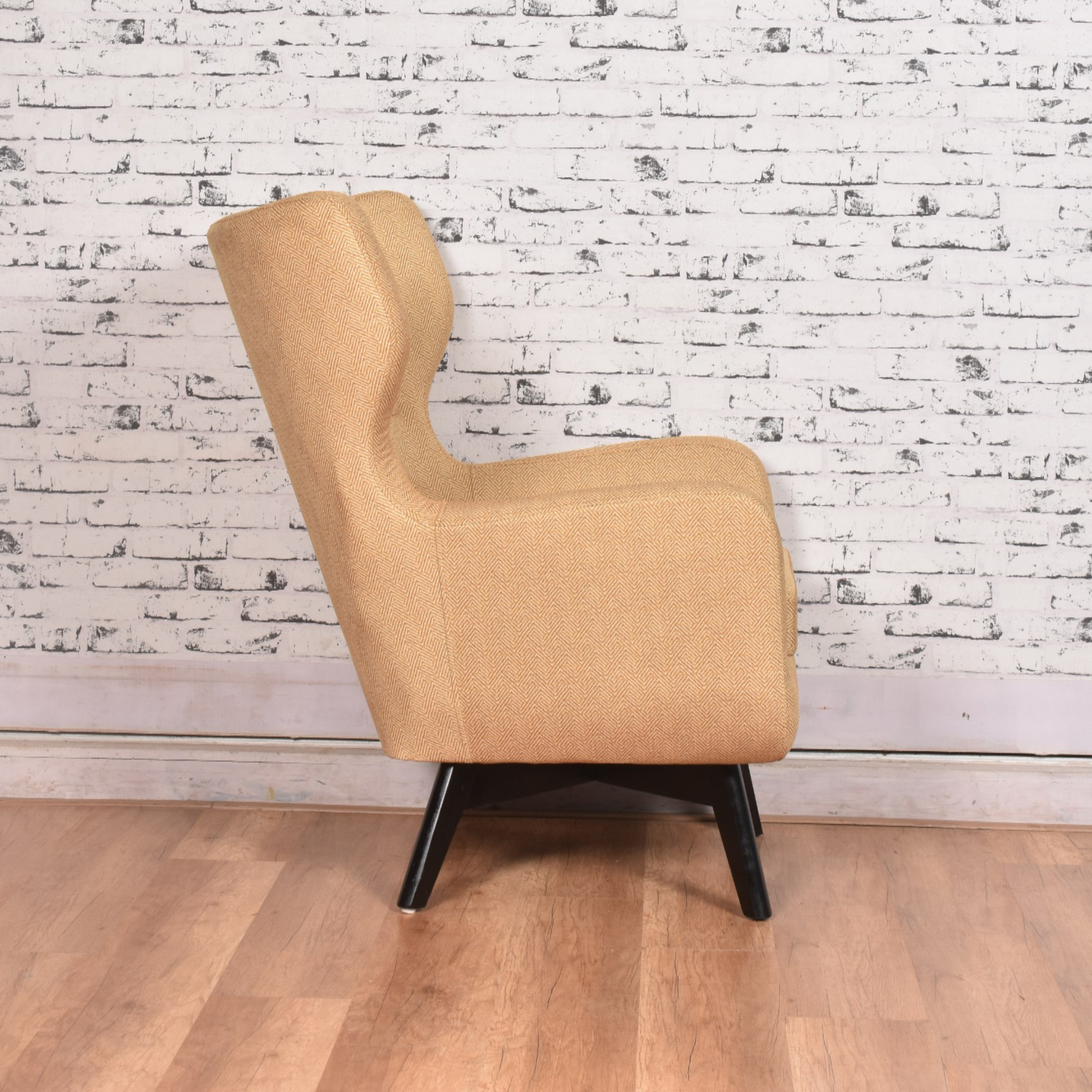 March Chair