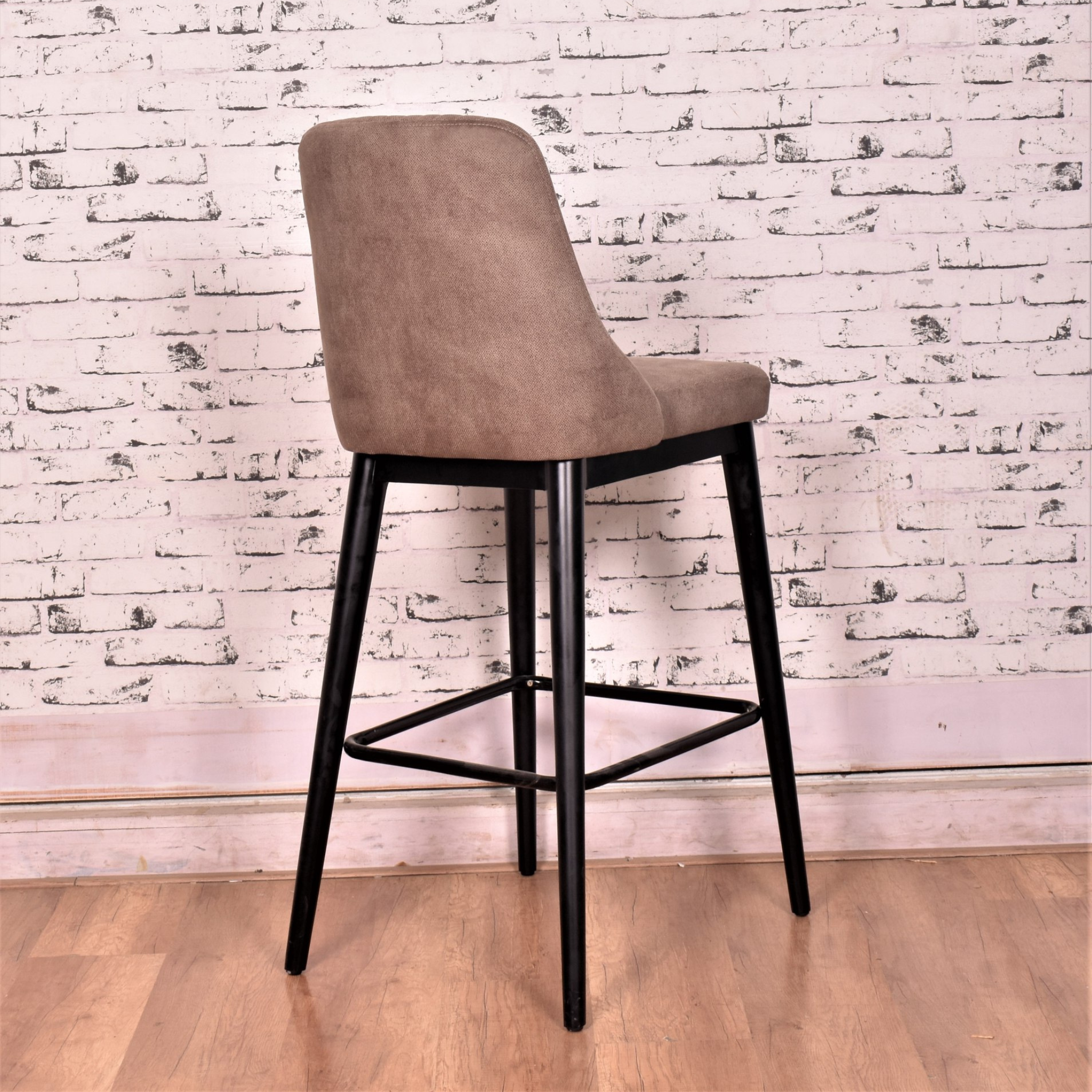 Rose Land Bar Chair