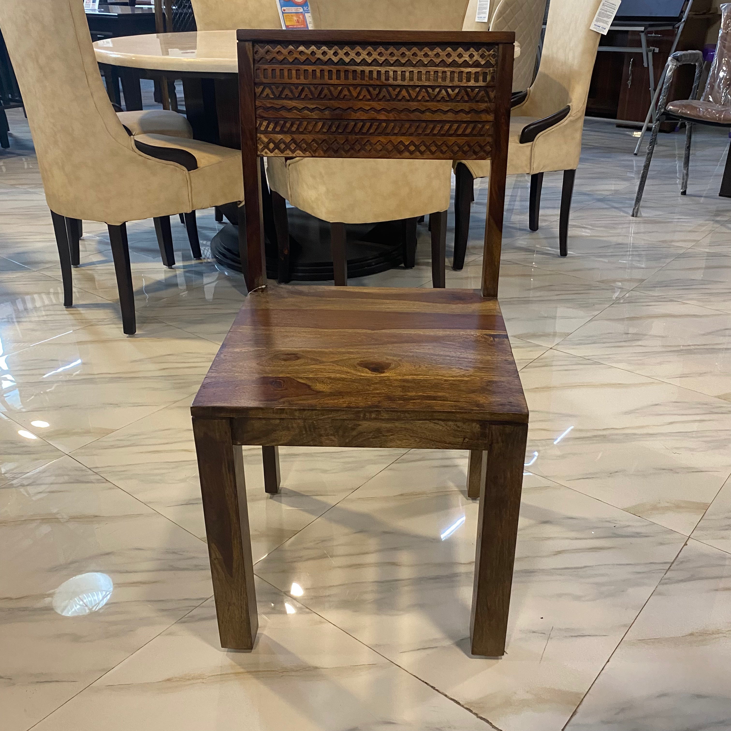 Spiti Dining Chair